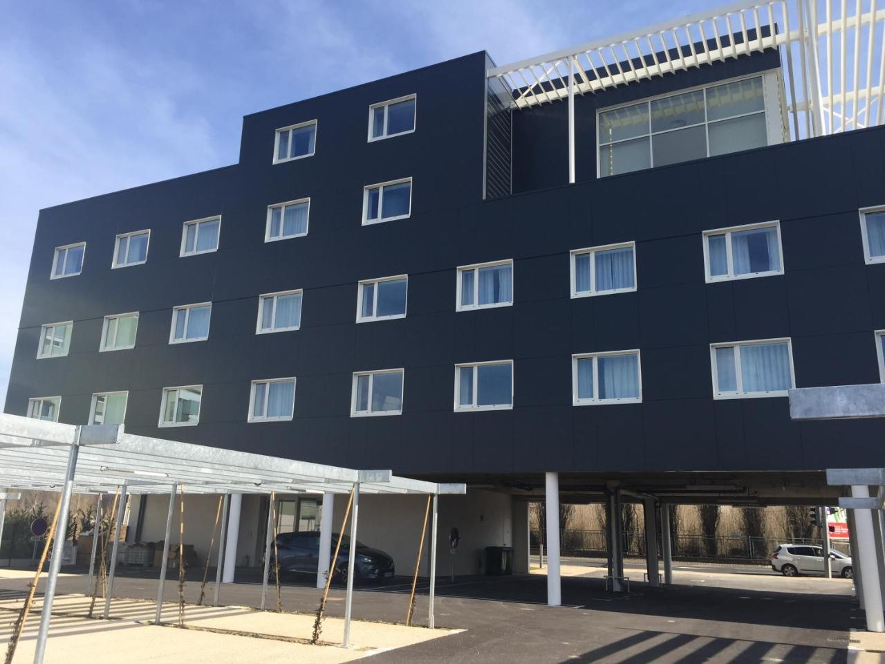 Hotel Les 3 Vallees Saran Ngoại thất bức ảnh