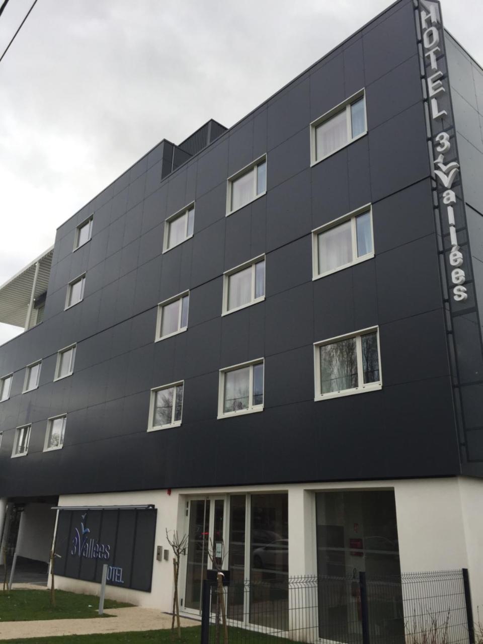 Hotel Les 3 Vallees Saran Ngoại thất bức ảnh