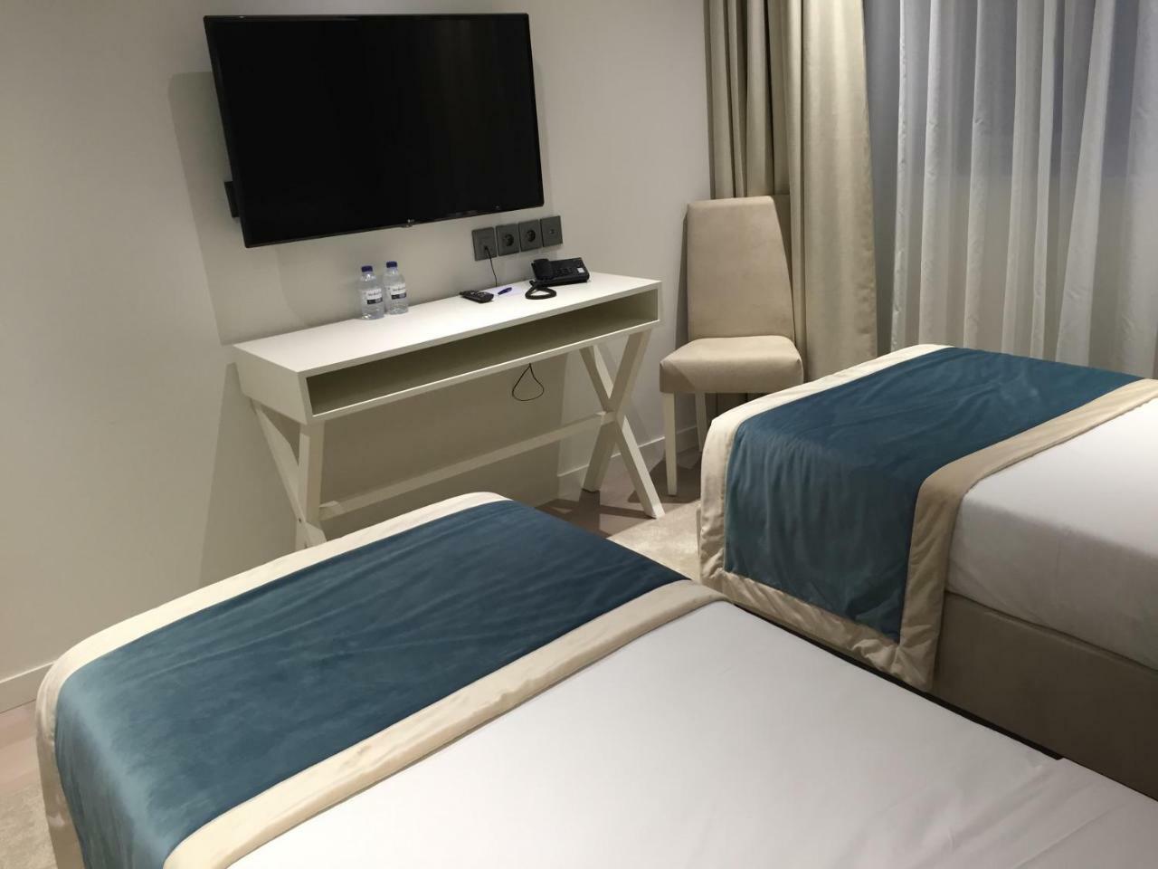 Hotel Les 3 Vallees Saran Ngoại thất bức ảnh